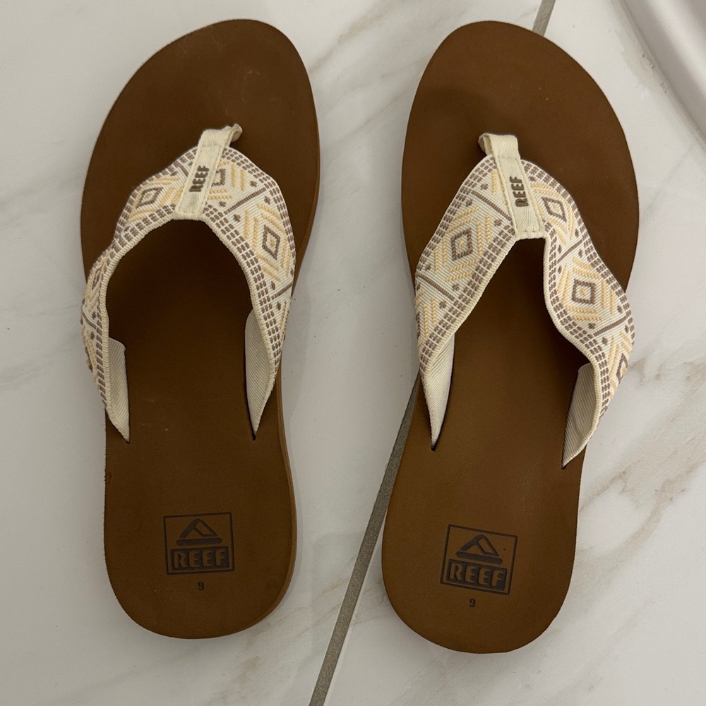 Reef Brown and Cream Casual Sandals - Size 9